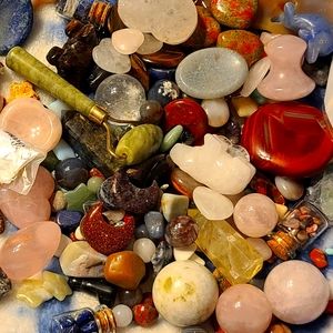 TOWER INFESTED CONFETTI